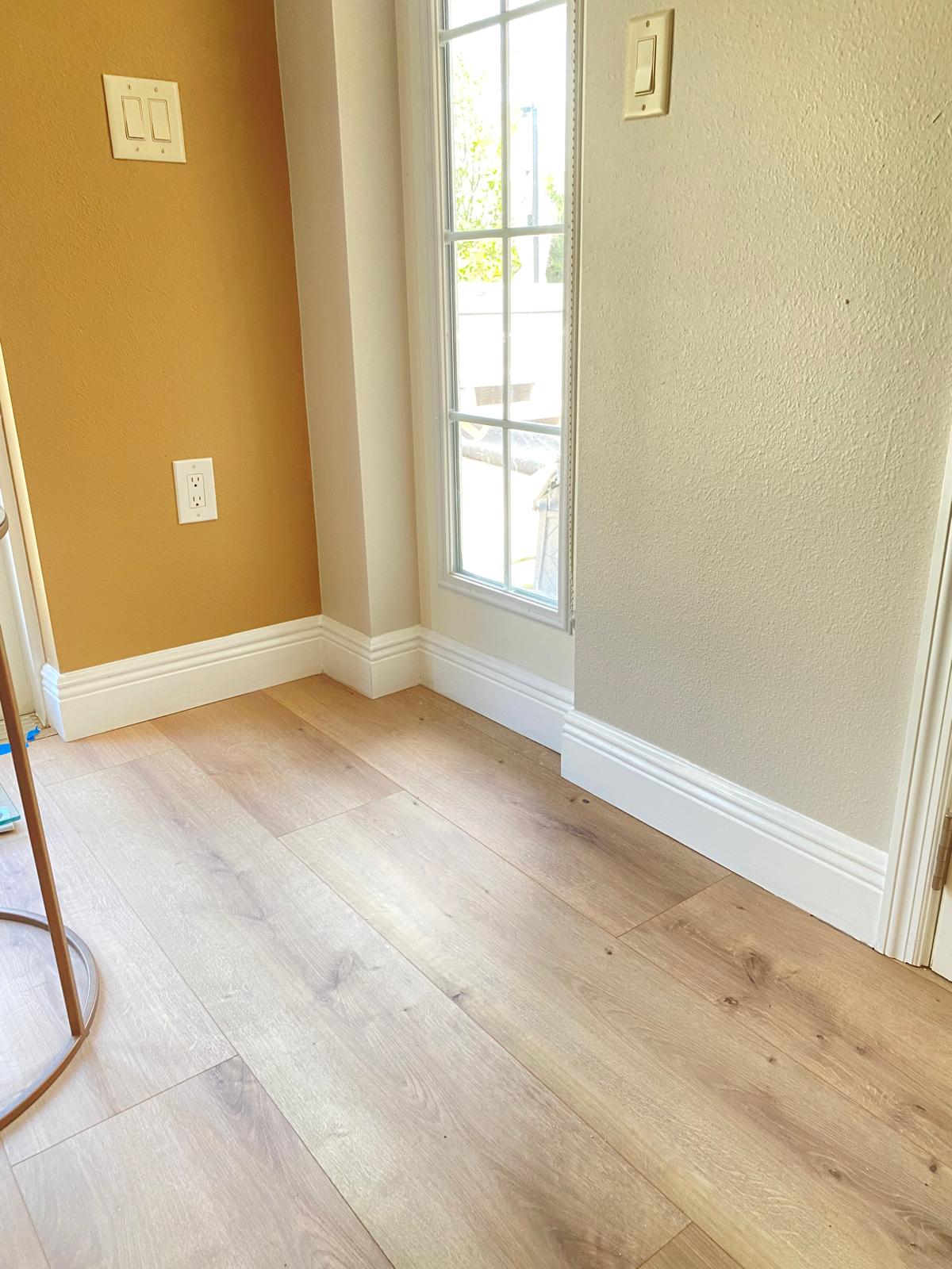 Small room with orange and white walls